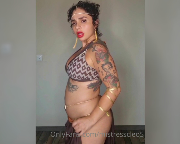 Mistress Cleopatra aka Mistresscleo5 OnlyFans - A Real Egyptian Bellydance Moves Tip if you like to see more straponn content with bellydancing