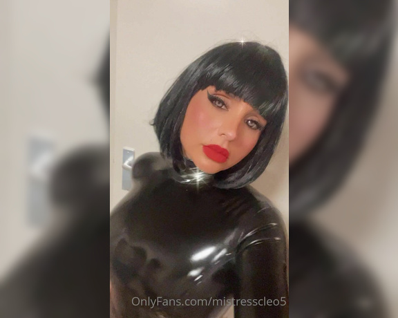 Mistress Cleopatra aka Mistresscleo5 OnlyFans - Merry Christmas boys! Hope you have a wonderful time with your family 2