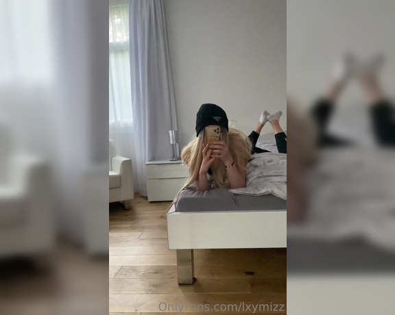 Monamixxx aka Monamixxx OnlyFans Video 528