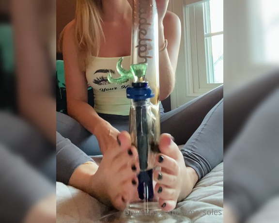 Sam Soles aka Sams_soles OnlyFans - When you just wash your bong and the bowl sticks but still grippy toe fun