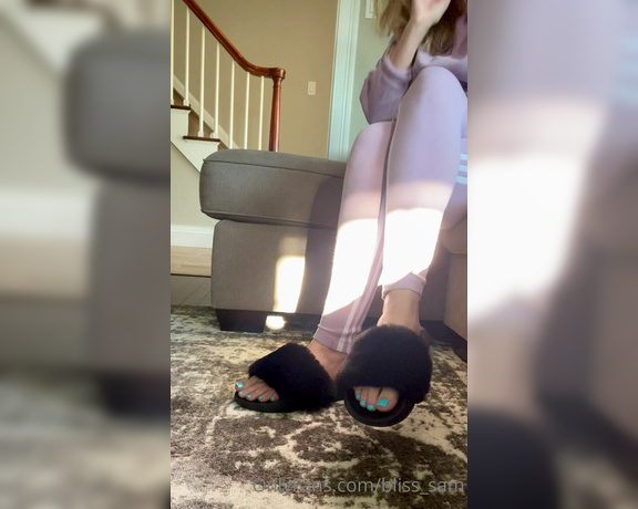 Sam Soles aka Sams_soles OnlyFans - Point of view you’re a friend of mine watching me as I play with my slides Also, I changed