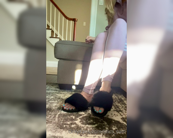 Sam Soles aka Sams_soles OnlyFans - Point of view you’re a friend of mine watching me as I play with my slides Also, I changed