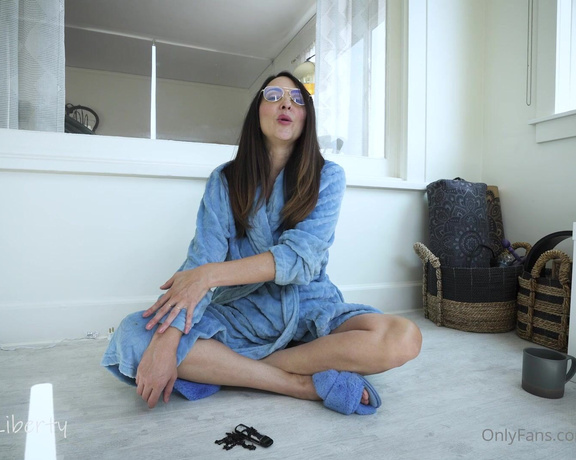 Stella Liberty aka Stella_liberty OnlyFans - Full length video upload day! Ugg Rug JOI! Welcome to my all time favorite immersive fetish fantasy