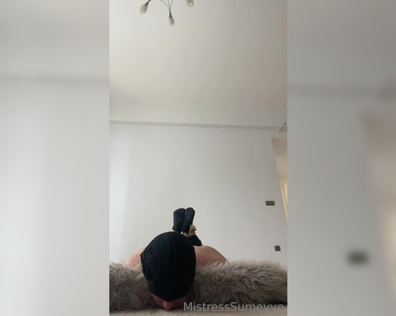 Mistress Sümeyye aka Mistresssumeyye OnlyFans - I tied him, sit on him head @simeon4