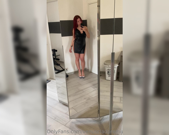Venusclad aka Venuscladtop1 OnlyFans - What do you think of a new set, photo + 12 video, with these heels and this sexy dress Leave a lik
