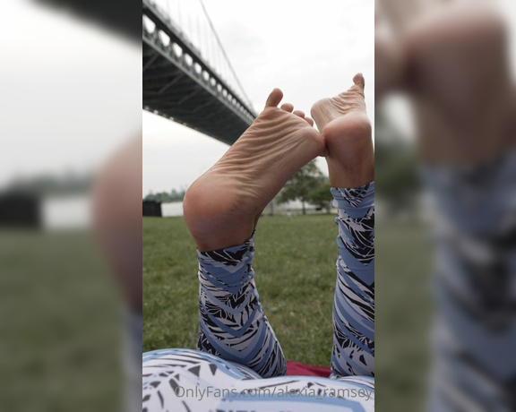 Alexia Ramsey aka Alexia_ramsey OnlyFans - Some more public sole posing