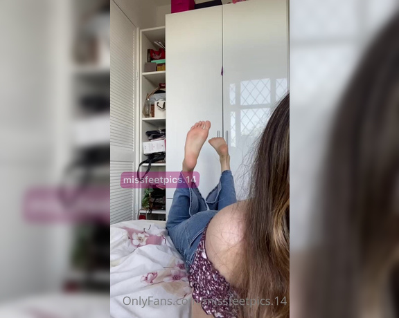 Alia Lizza aka Missfeetpics14 OnlyFans Video 359