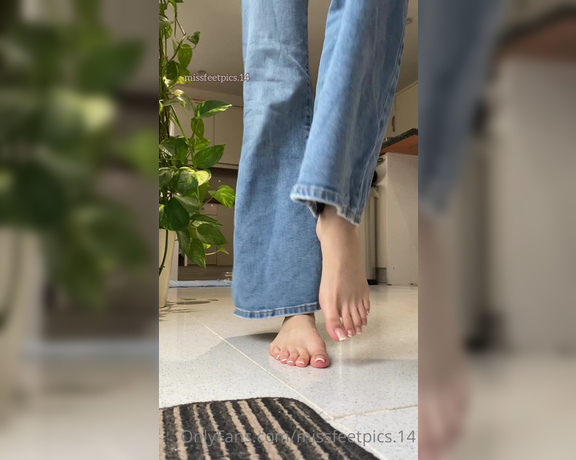 Alia Lizza aka Missfeetpics14 OnlyFans - NEW COLOUR what do you think of them ) 5