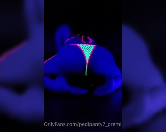 Austin Summers aka Pedipanty7_premium OnlyFans - I want to brainwash you with my beautiful ass I want you to watch me over and over until I consum