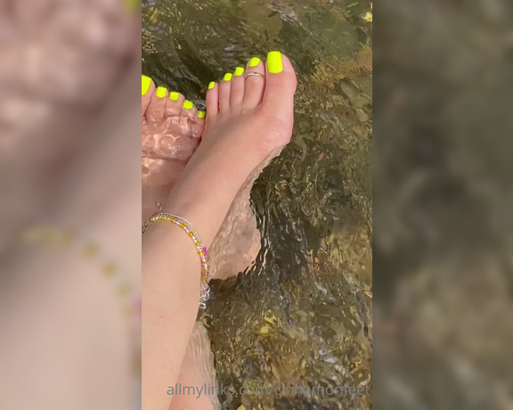 Goddess Cinnamon aka Cinnamonfeet2 OnlyFans - I’m like a siren I can easily control you and have anything i want from you at any time 1