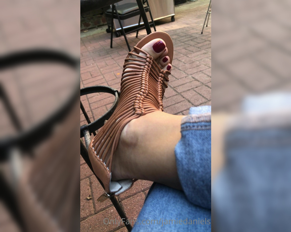 Jamie Daniels aka Jamiedaniels OnlyFans - Happy 4th of July! Hope everyone is well Here is the TB post of the day Caged shoe tease 5