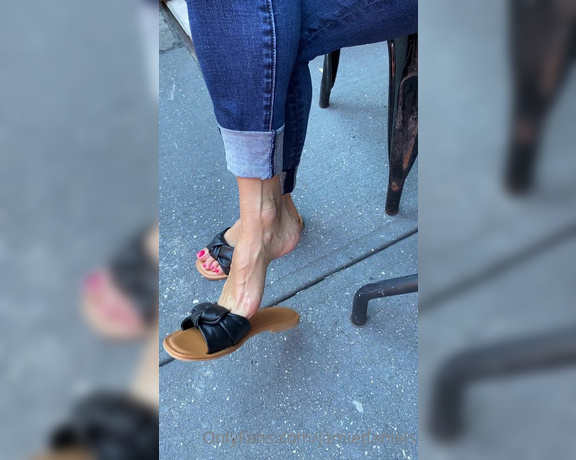 Jamie Daniels aka Jamiedaniels OnlyFans - Lunch date! you and I! I tease the hell out of you with my shoe dangles, making you squirm in your