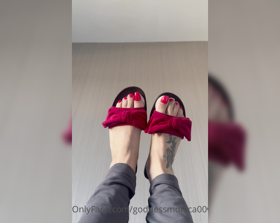 Goddess monica aka Goddessmonica00w OnlyFans - Sandals in the air per your request