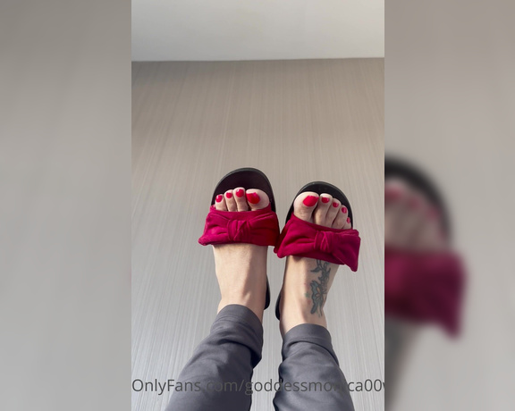 Goddess monica aka Goddessmonica00w OnlyFans - Sandals in the air per your request