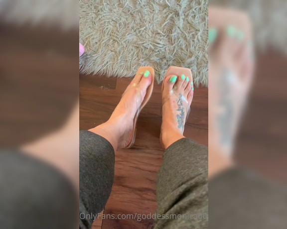 Goddess monica aka Goddessmonica00w OnlyFans - When you love the bottoms of those nasty flip flops 3