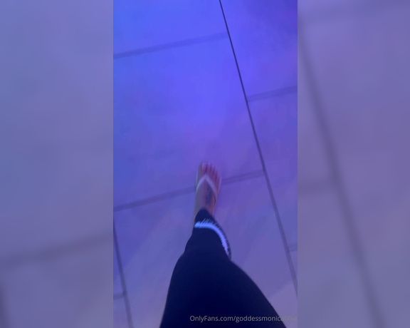 Goddess monica aka Goddessmonica00w OnlyFans - Flip flop walk about