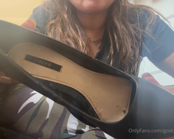 Goddess monica aka Goddessmonica00w OnlyFans - Spit in high heels joi