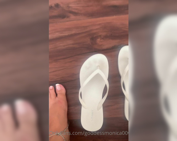 Goddess monica aka Goddessmonica00w OnlyFans - Foot prints