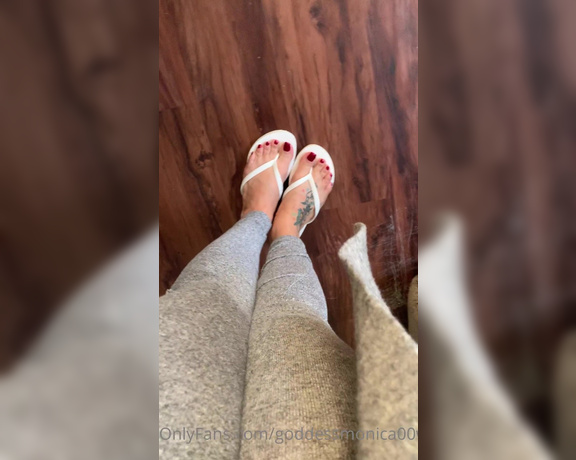 Goddess monica aka Goddessmonica00w OnlyFans - Sweaty white flip flop print and tease