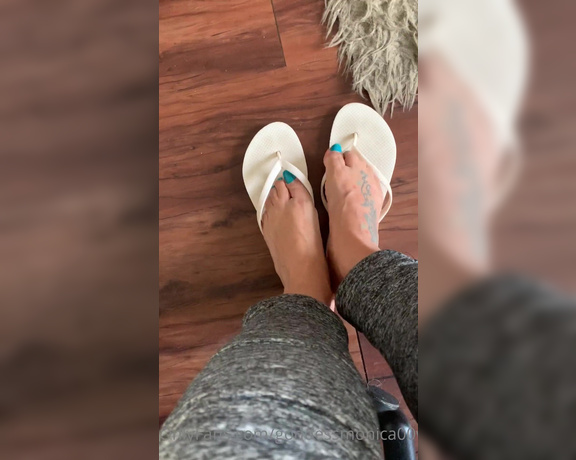 Goddess monica aka Goddessmonica00w OnlyFans - Sweaty flip flops