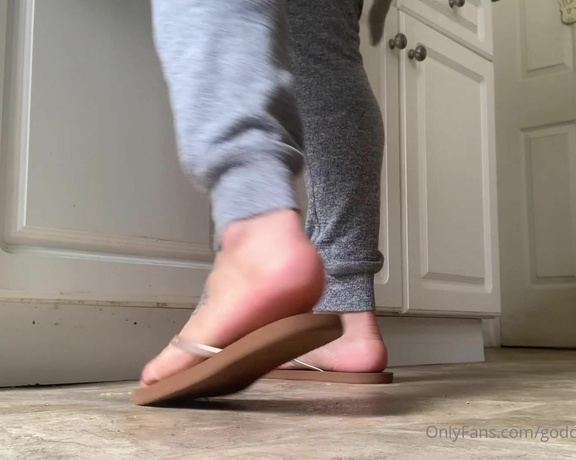 Goddess monica aka Goddessmonica00w OnlyFans - Flip flop flip flop