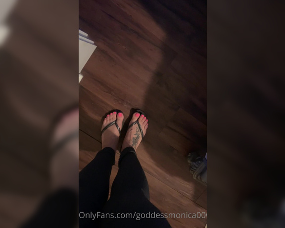 Goddess monica aka Goddessmonica00w OnlyFans - The flip flipping you’ve been begging for