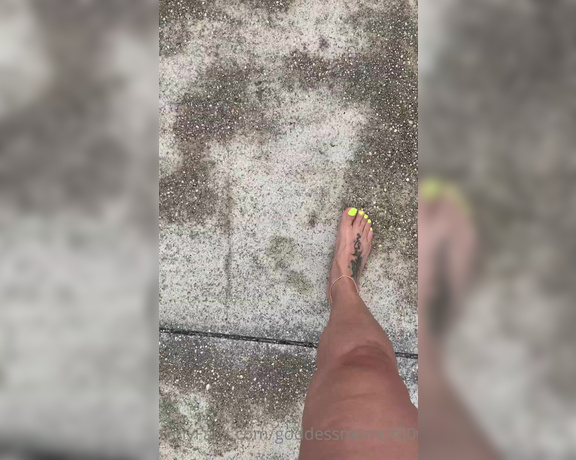 Goddess monica aka Goddessmonica00w OnlyFans - Barefoot walking the streets in wildwood , New Jersey got called a pig in Spanish