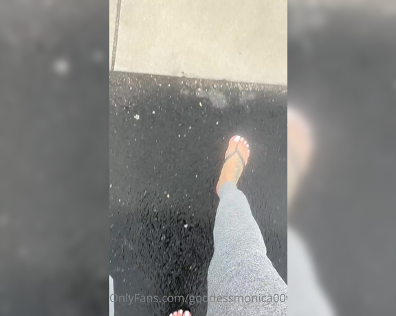 Goddess monica aka Goddessmonica00w OnlyFans - Flip flops !!!