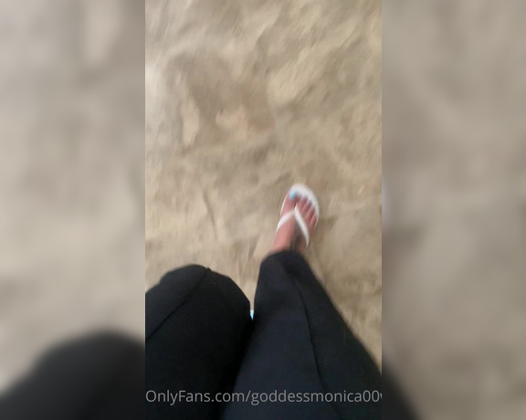 Goddess monica aka Goddessmonica00w OnlyFans - White old navy flip flop joi