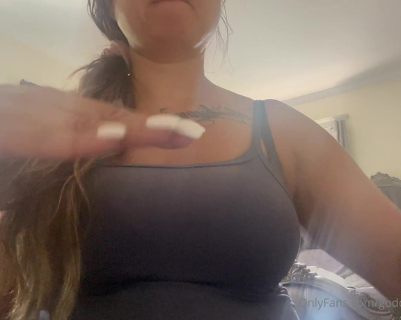 Goddess monica aka Goddessmonica00w OnlyFans - Hand fetish lmk what you like about my hands