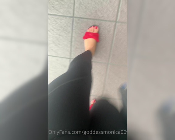 Goddess monica aka Goddessmonica00w OnlyFans - Red toes