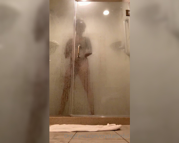 CrystalFins aka Crystalsinful OnlyFans - Additional video For my Pathethic loser, you have to watch me in the shower
