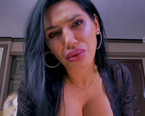 GlamyAnya aka Glamyanya OnlyFans - Take it in your ass for me! It is hotter than having sex with wifey anyway!