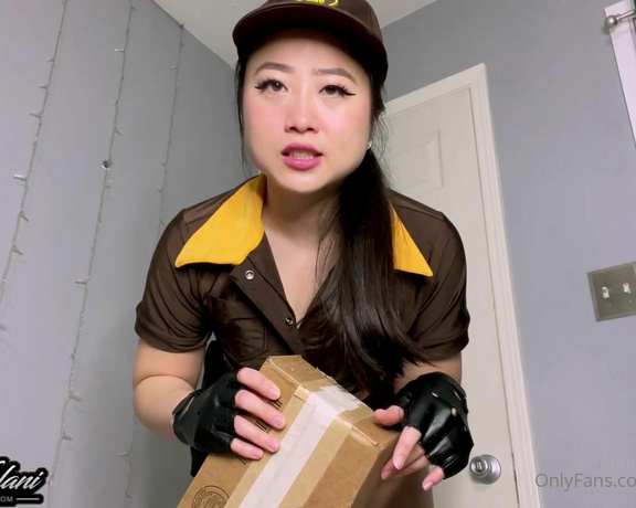 Kimmy Kalani aka Kimmykalani OnlyFans - Delivery Girl Strokes you wNew Sex Toy ASMR HJ The cute delivery girl insists on opening your