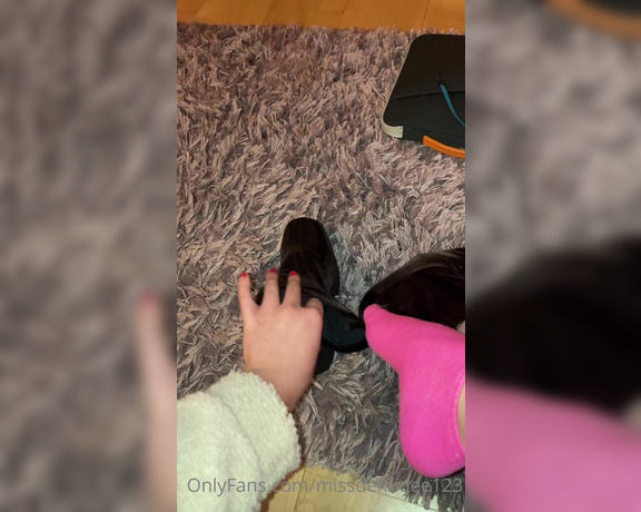 Miss Demi Dee aka Missdemidee123 OnlyFans - A boot slut paid for it but here it is for free! Too much for your little mushy brain to handle, Sim