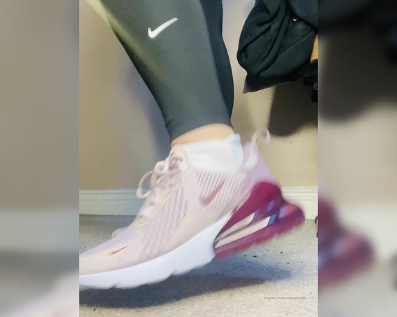 Miss Demi Dee aka Missdemidee123 OnlyFans - Come closer to my Nikes!