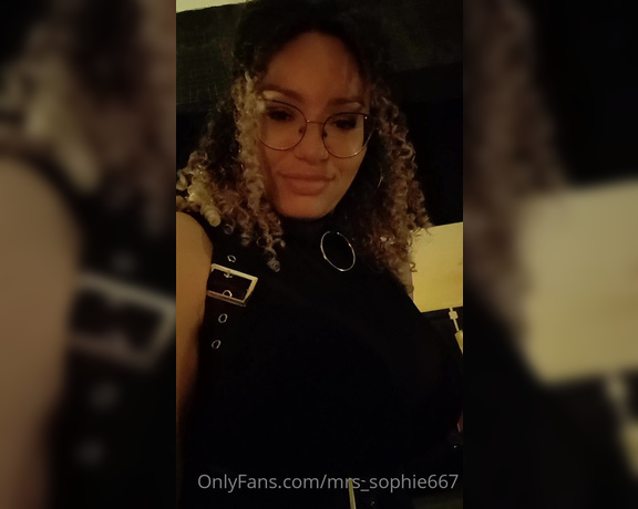 Mistress Sophie aka Mrs_sophie667 OnlyFans - Cum play with mommy! I am waiting for you to be my little plaything!