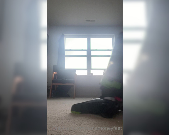 NaNaDaGoDD aka Nanamoneyfeet OnlyFans - Vacuum Feet POV