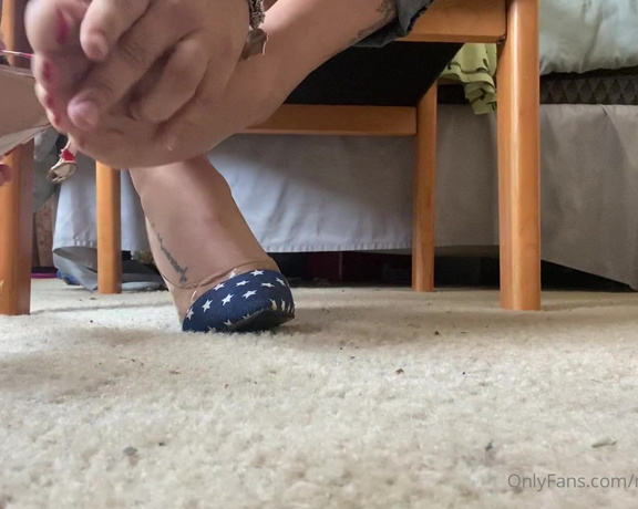 NaNaDaGoDD aka Nanamoneyfeet OnlyFans - SHOES 2