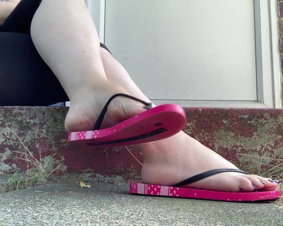 Rosie aka Missrosie1974 OnlyFans - Flip flop!!! Black Cherry pedi