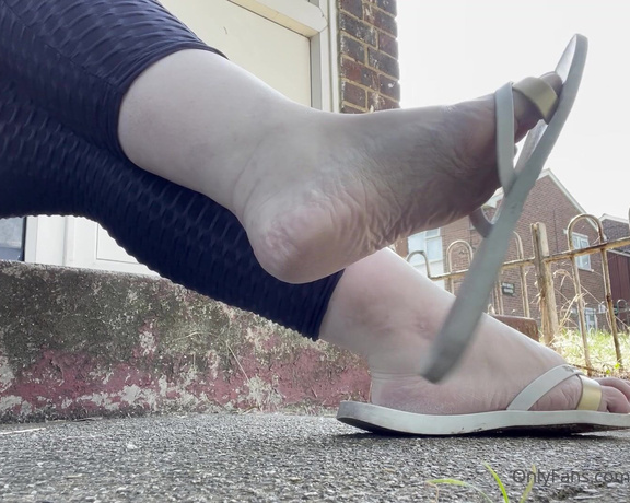 Rosie aka Missrosie1974 OnlyFans - Last day of flip flop season