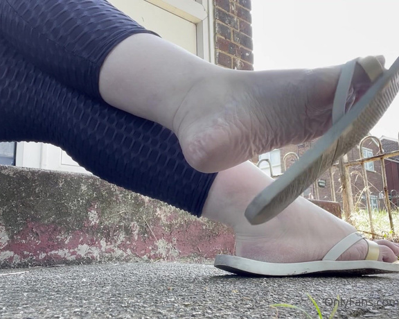 Rosie aka Missrosie1974 OnlyFans - Last day of flip flop season