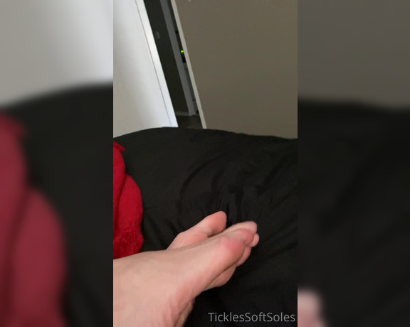 Tickles Soft Soles aka Ticklessoftsoles OnlyFans - Hey there