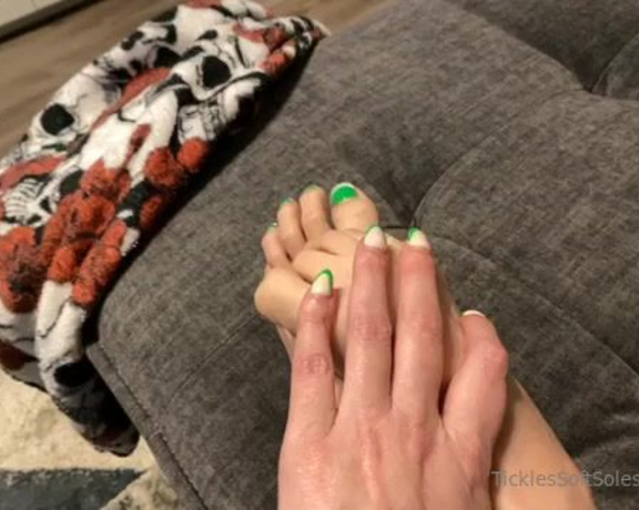 Tickles Soft Soles aka Ticklessoftsoles OnlyFans Video 942