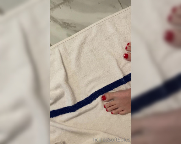 Tickles Soft Soles aka Ticklessoftsoles OnlyFans - Good morning Shower time