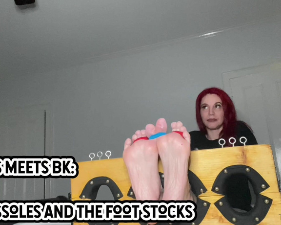 Tickles Soft Soles aka Ticklessoftsoles OnlyFans - TICKLES & THE BKTICKLER GET ACQUAINTED @thebktickler finally gets my feet locked in his tickle stock