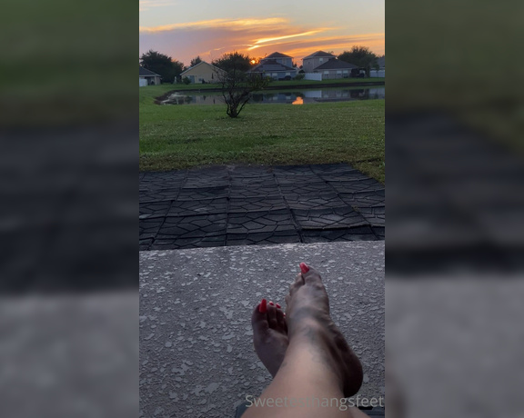 Goddess Rhonda aka Sweetesthangsfeet OnlyFans - Watching the sunrise with me  I have a longer video but it kept not letting me upload itSo I mad