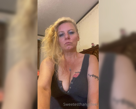 Goddess Rhonda aka Sweetesthangsfeet OnlyFans - Lil tease