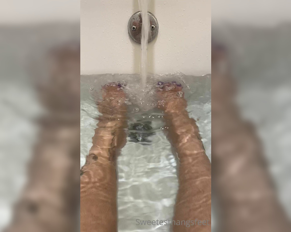 Goddess Rhonda aka Sweetesthangsfeet OnlyFans - Good morning bath