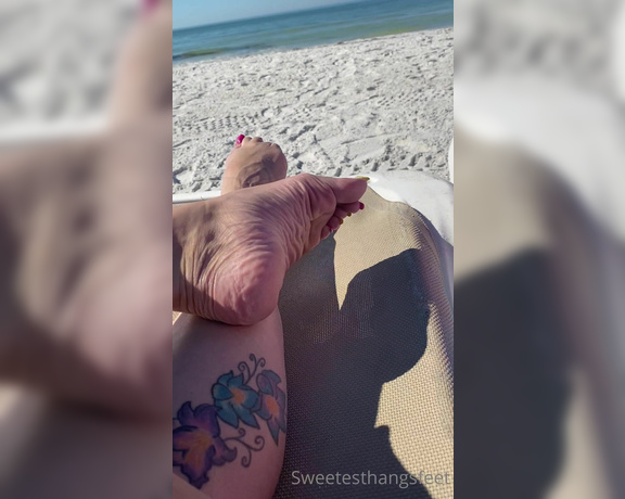 Goddess Rhonda aka Sweetesthangsfeet OnlyFans - At the beach  just took these for you all! Hope you love them 16